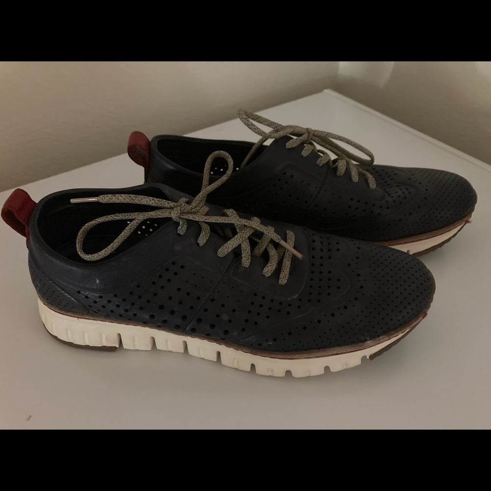 Men's shoes